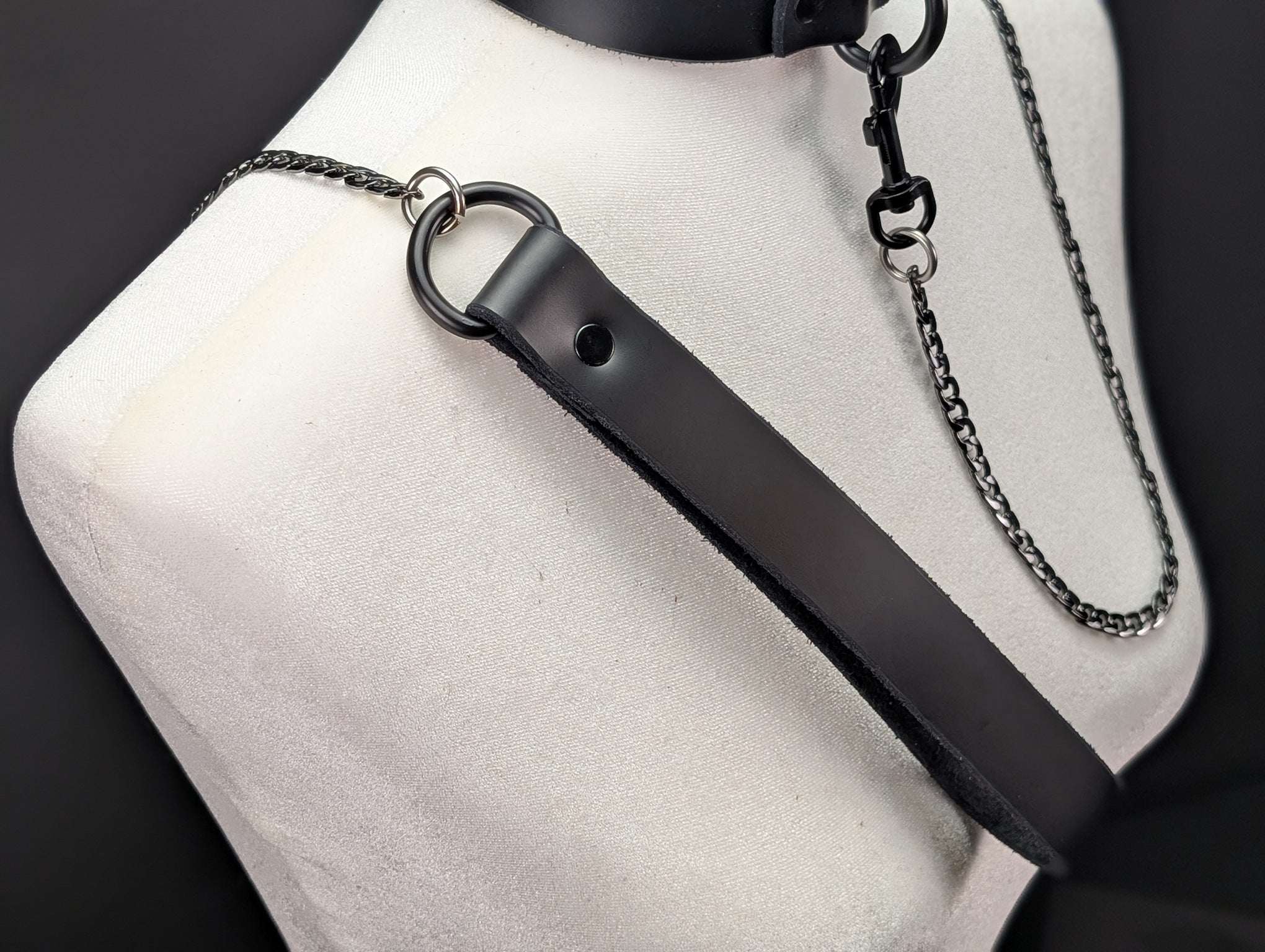 Latigo Leather Handle Chain Leash
