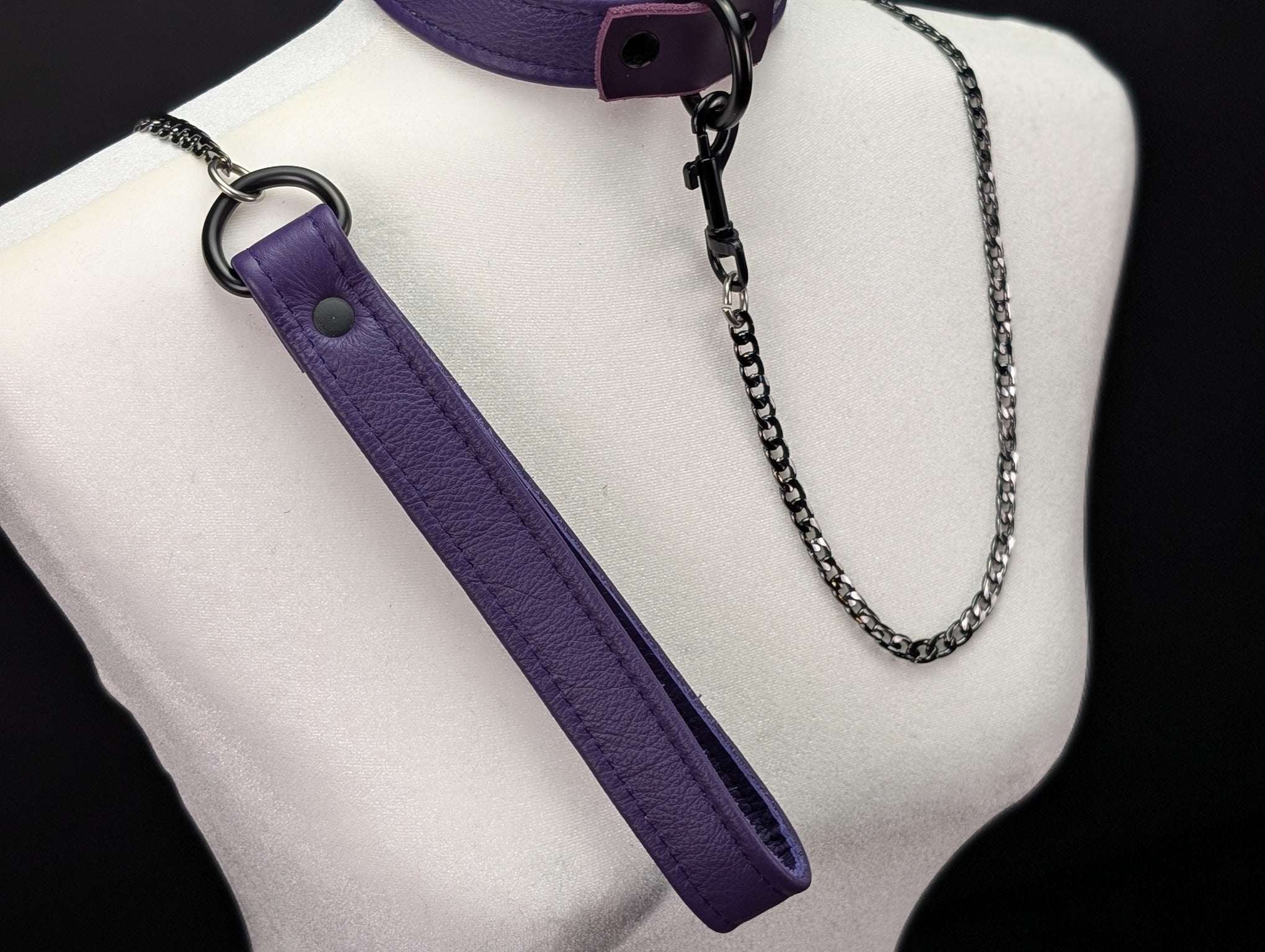 Tri-Fold Leather Handle Chain Leash