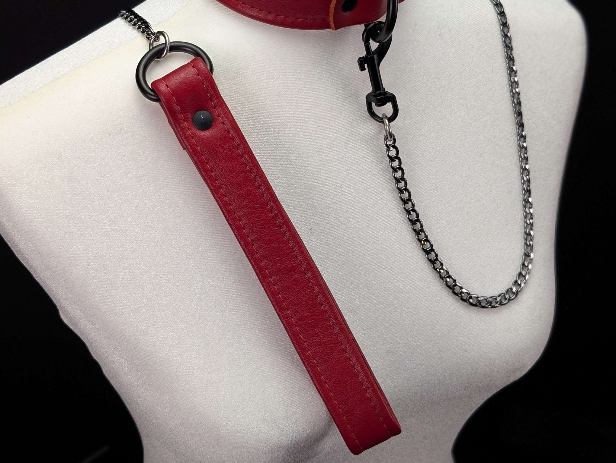 Tri-Fold Leather Handle Chain Leash