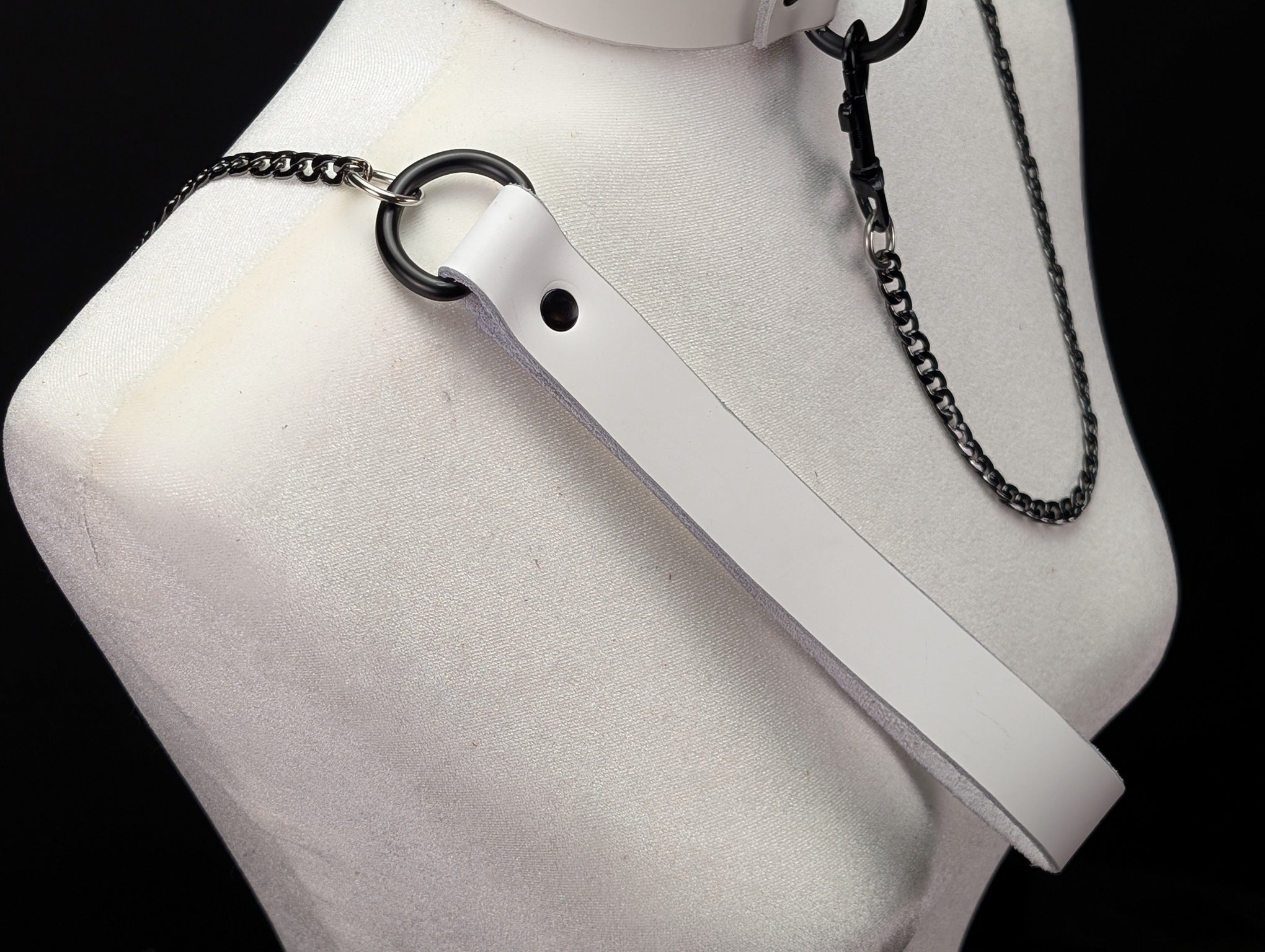 Latigo Leather Handle Chain Leash