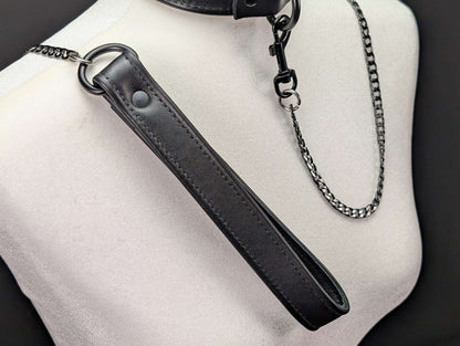 Tri-Fold Leather Handle Chain Leash