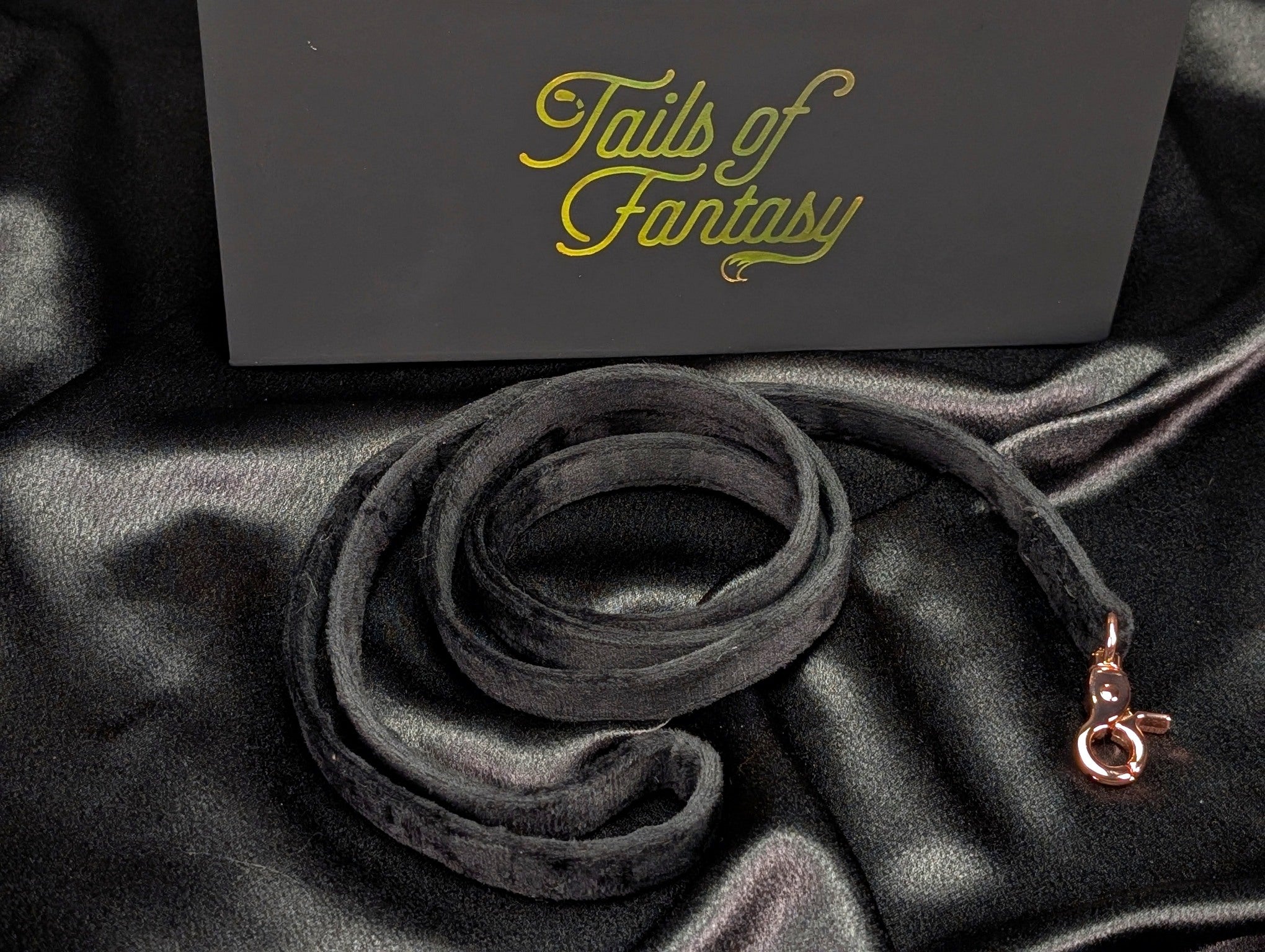 Velvet Leash