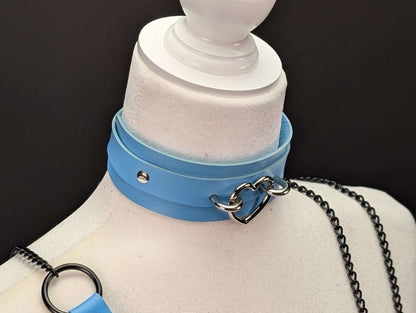 leather-heart-collar in blue for cosplay, furry fandom and costume wear