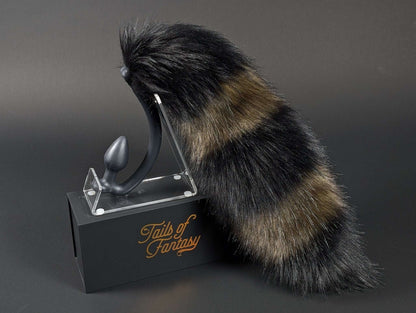brown-racoon-tail raccoon tail butt plug with realistic faux fur tail and raised tail design