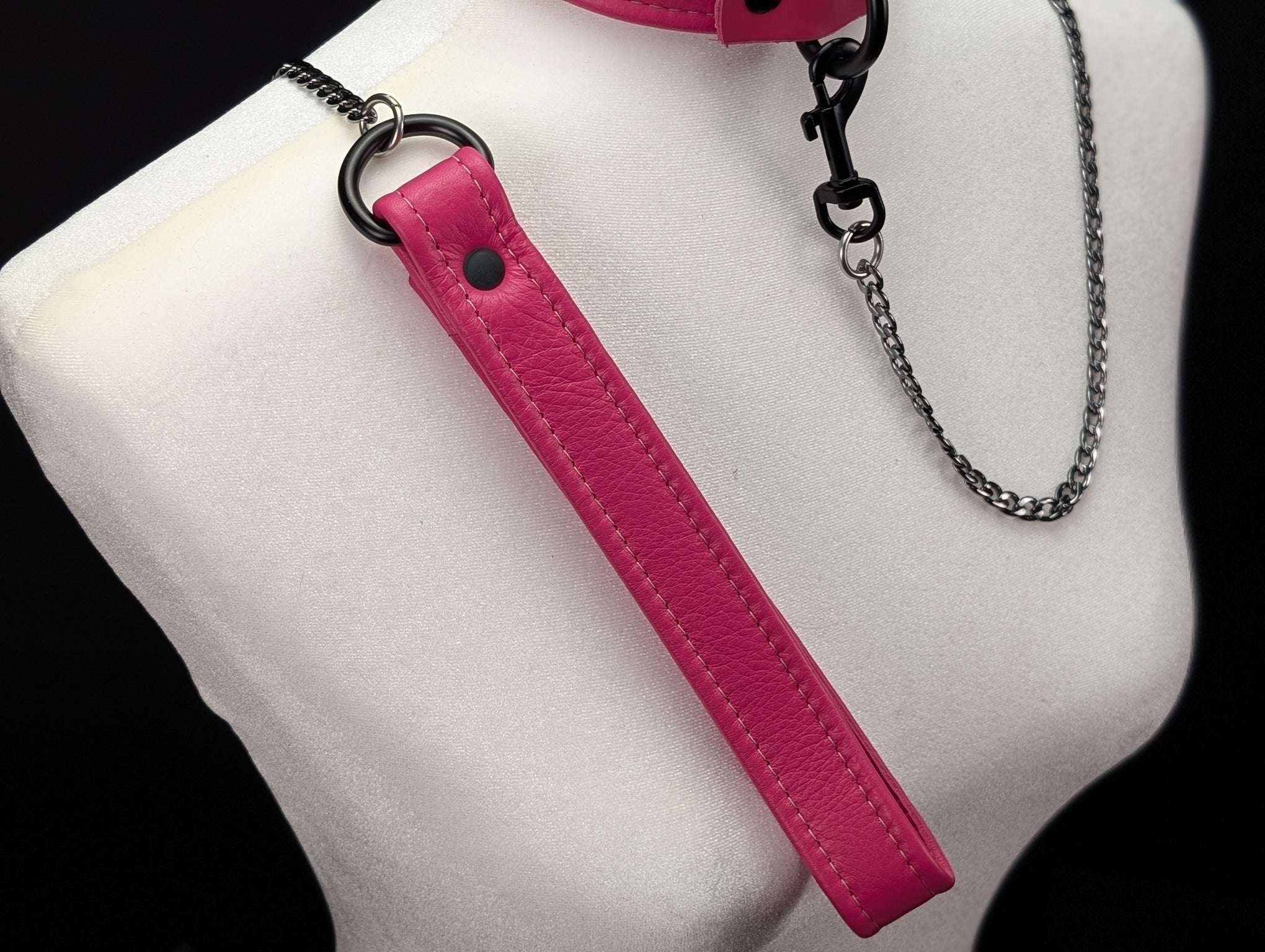 Tri-Fold Leather Handle Chain Leash