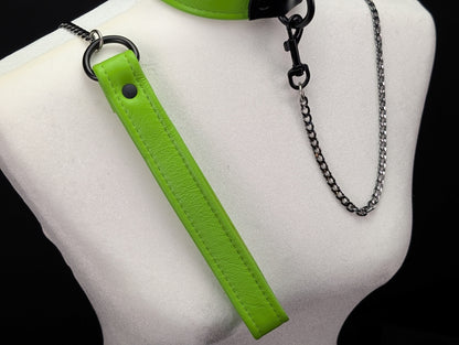 Tri-Fold Leather Handle Chain Leash