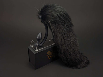 midnight-wolf fantasy accessory