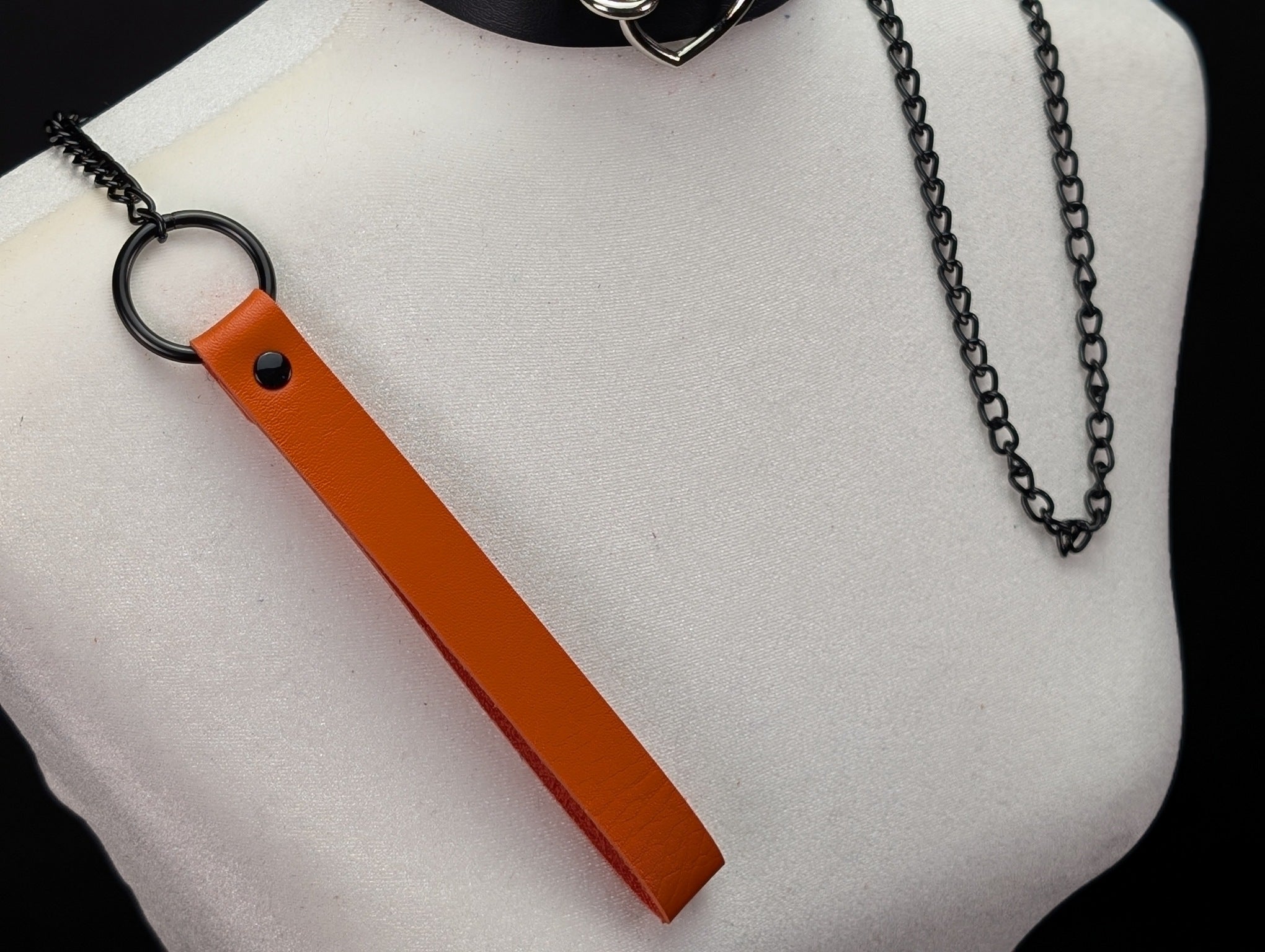 Faux Leather Handle Chain Leash