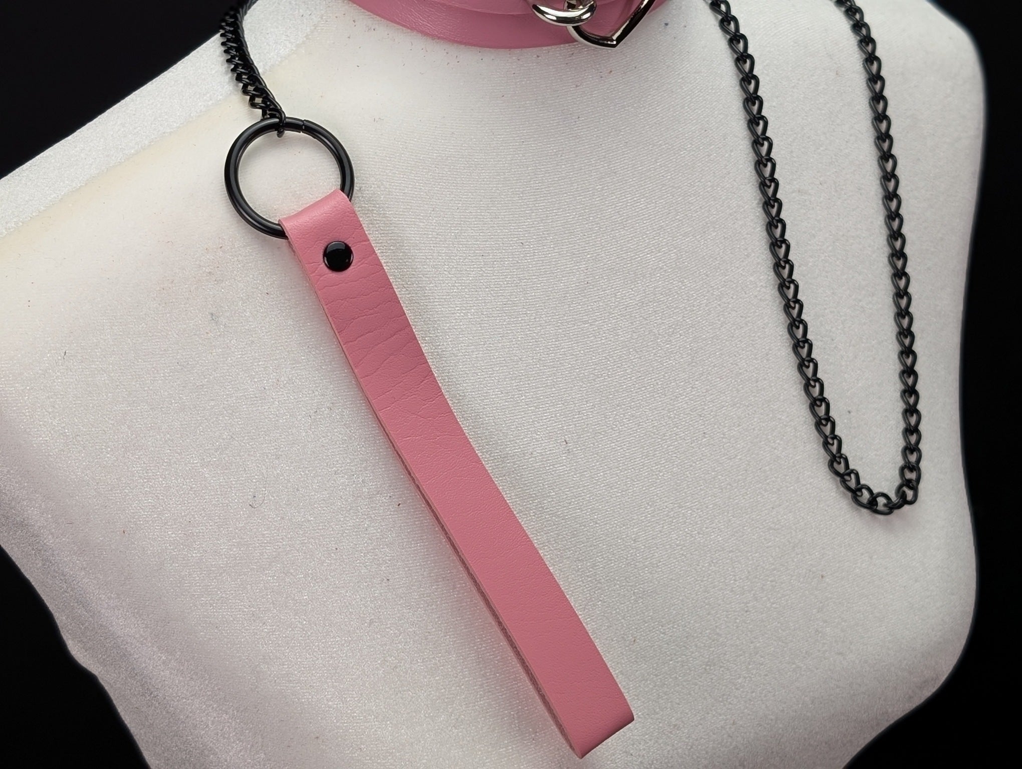 Faux Leather Handle Chain Leash