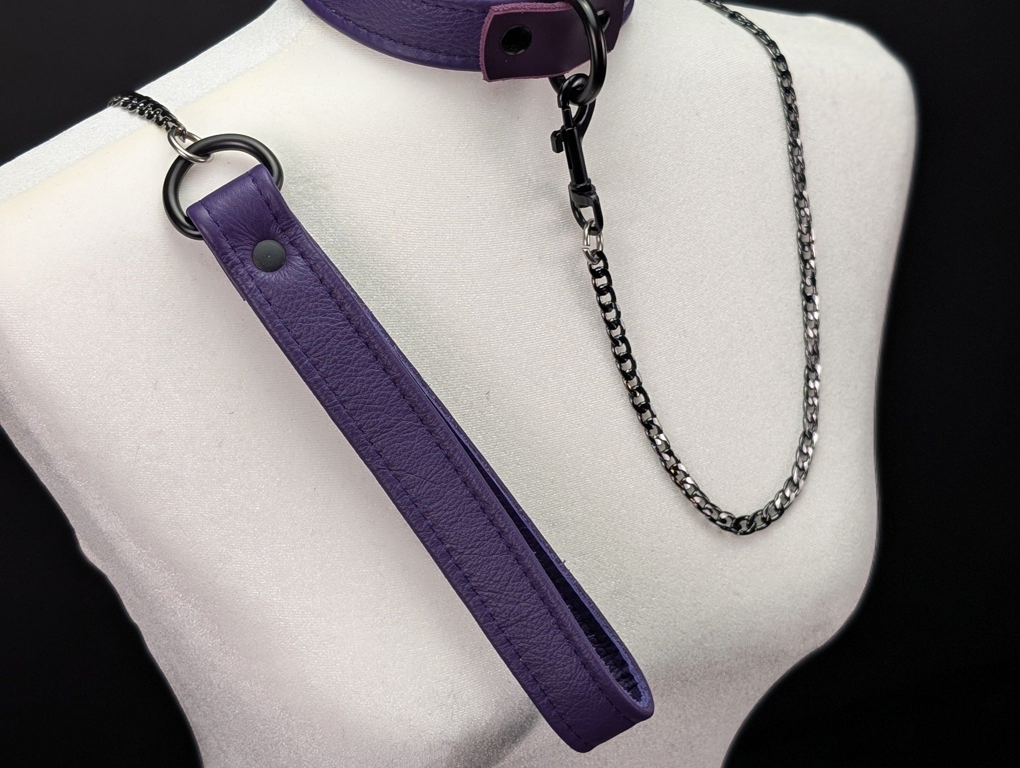 Tri-Fold Leather Handle Chain Leash