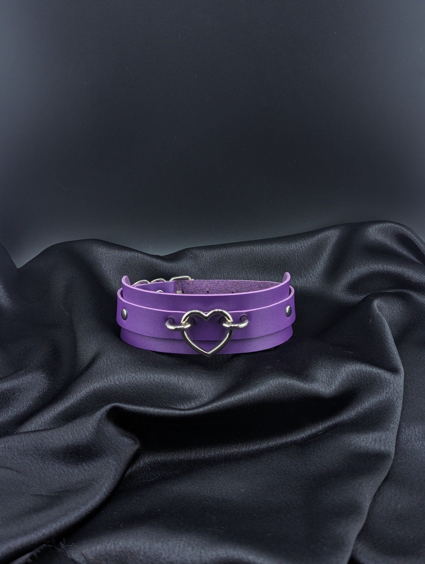 Purple Leather Heart Collar 