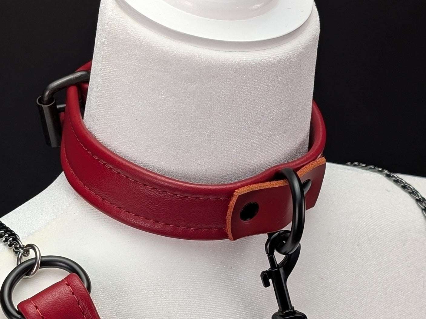 1-tri-fold-leather-collars fantasy accessory