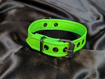 Trifold Leather Collars