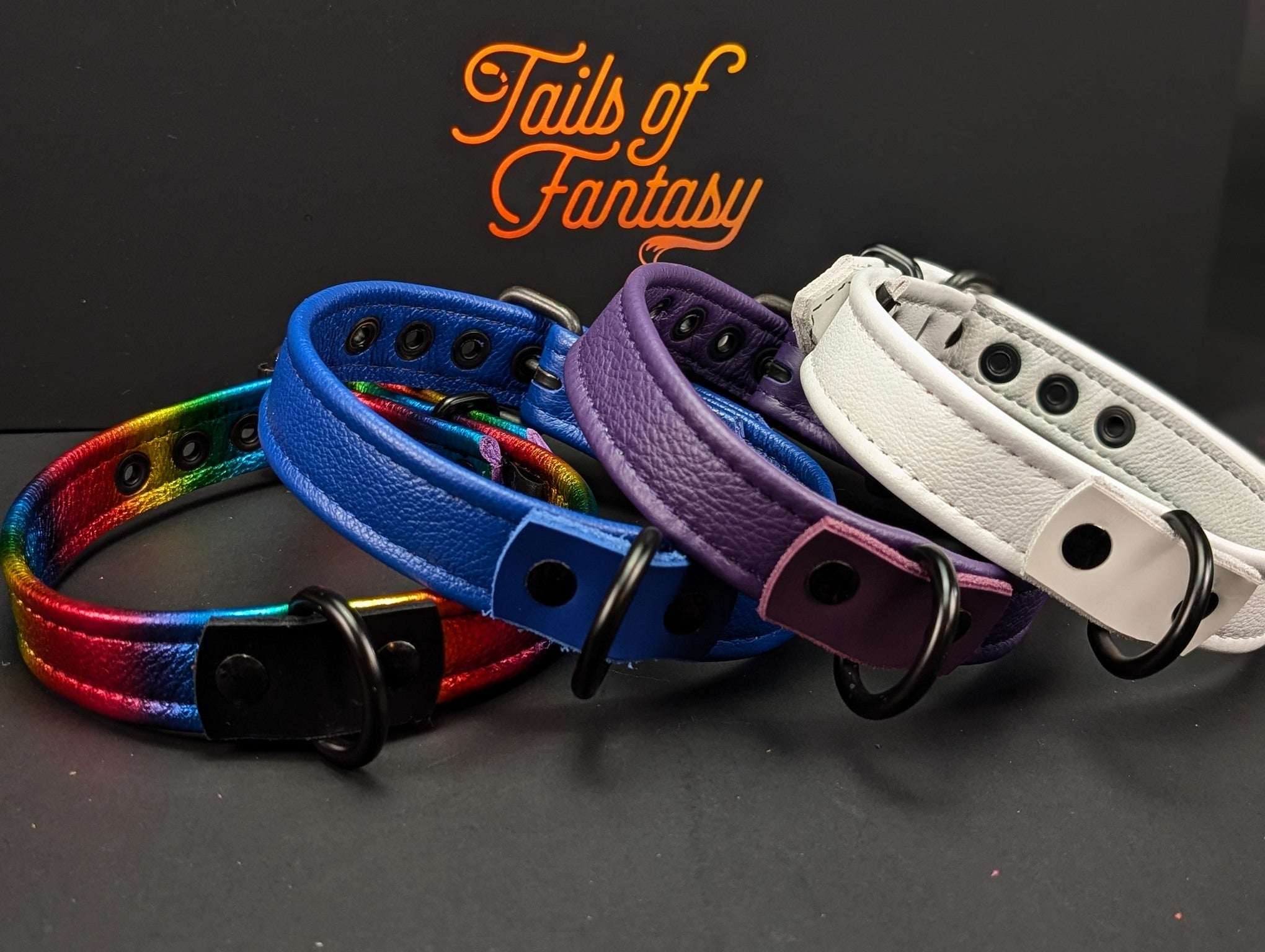 1-tri-fold-leather-collars fantasy accessory