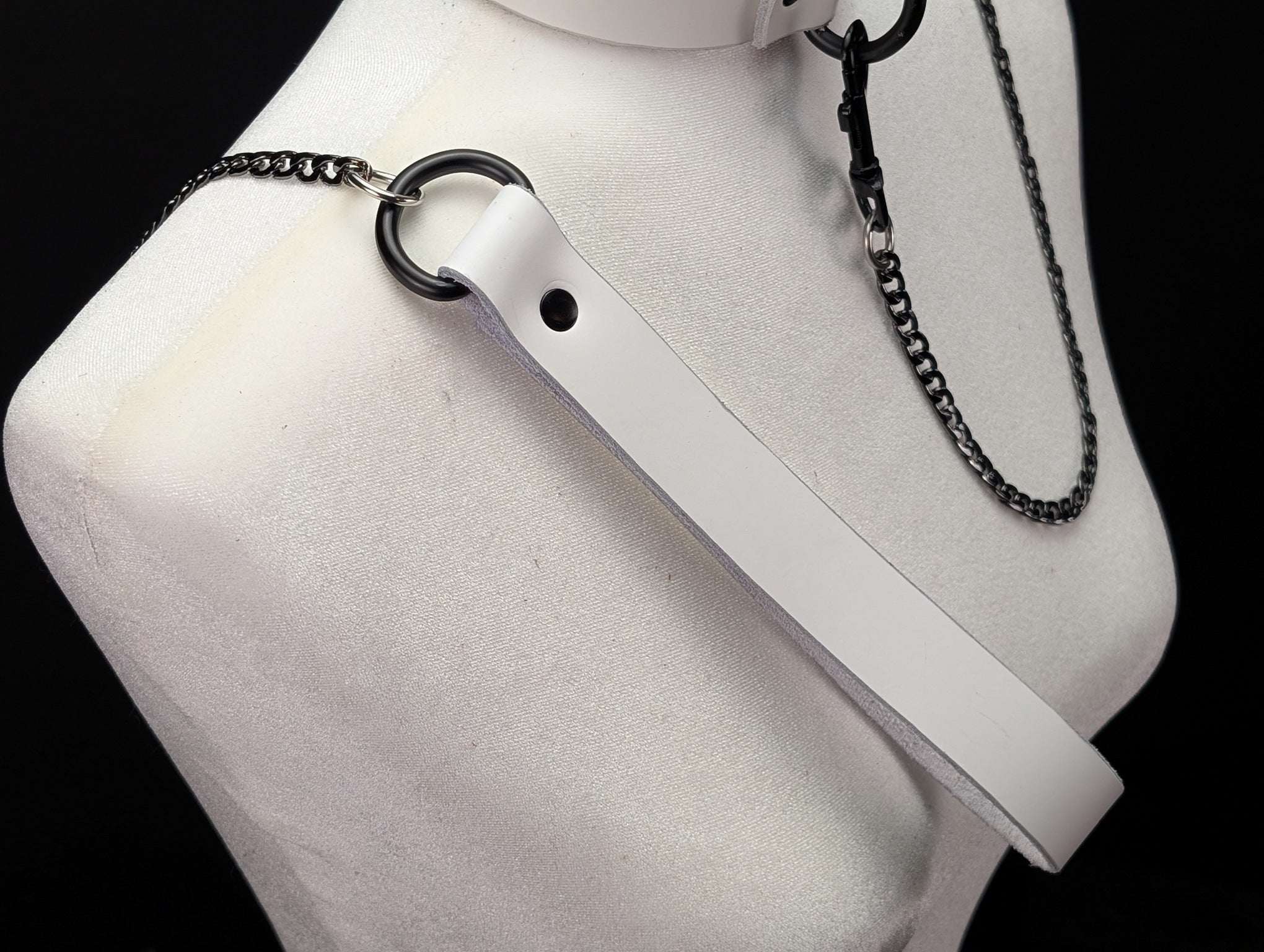 Latigo Leather Handle Chain Leash