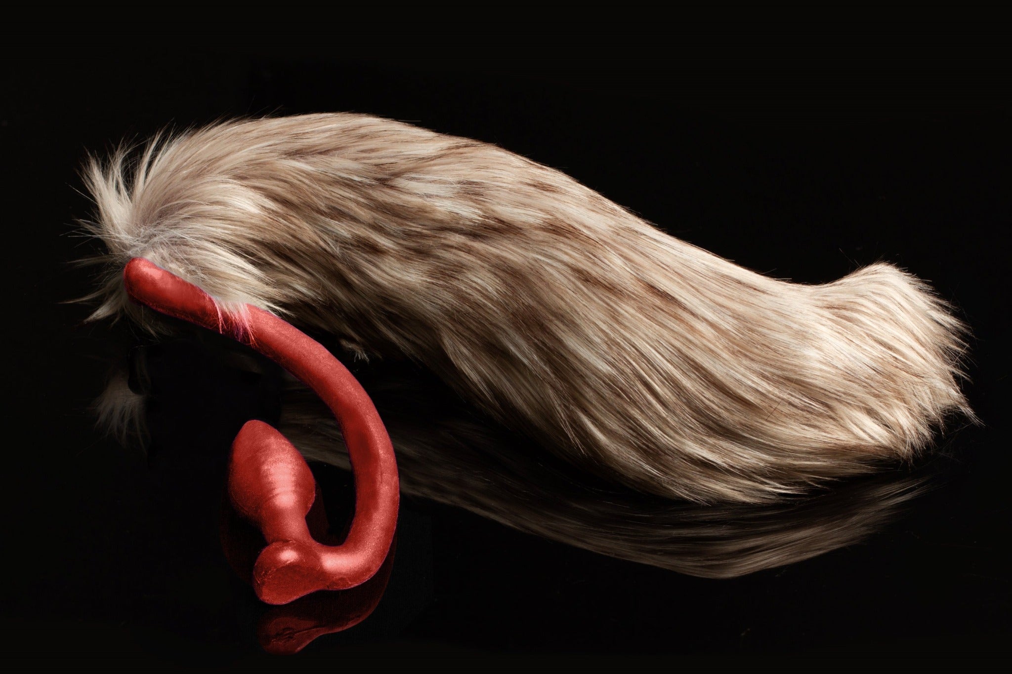 Timber Wolf Tail – Tails Of Fantasy